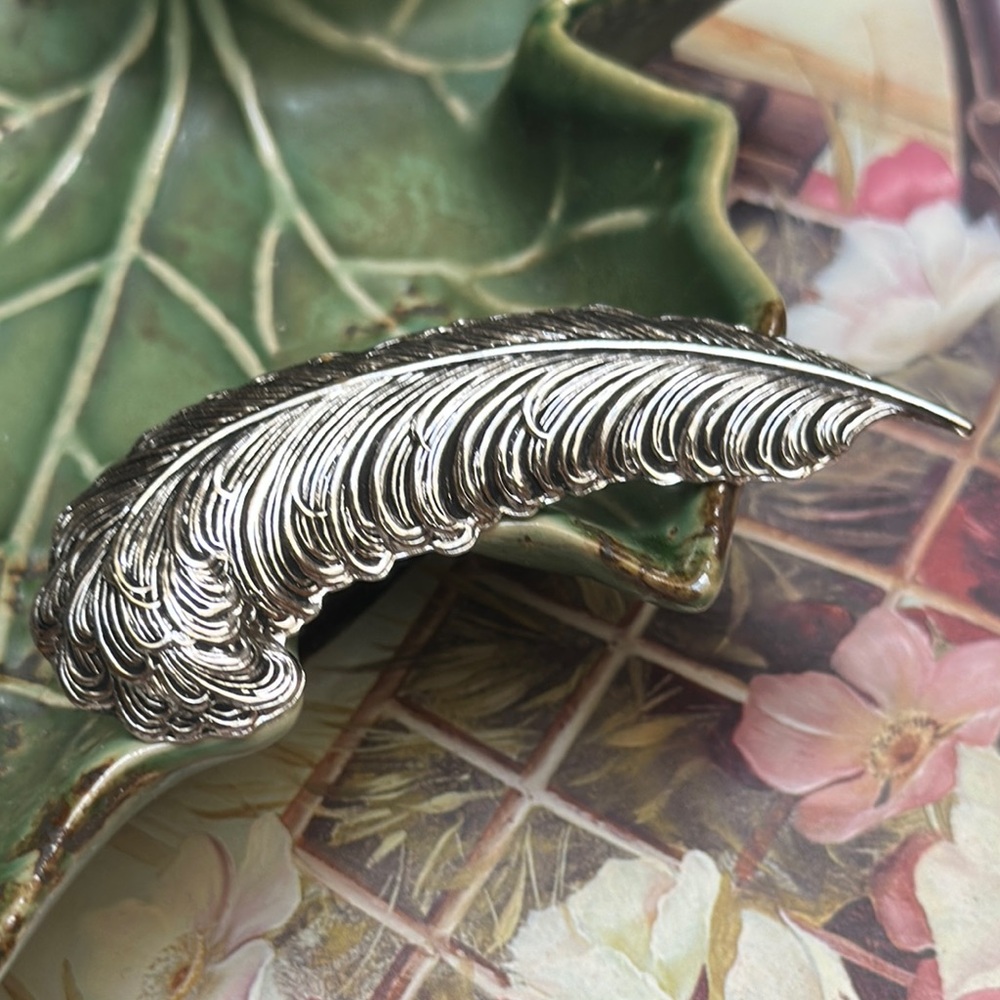 Vintage SaC Sarah CoventrySilver Metal Detailed Feather Brooch - 2 5/8